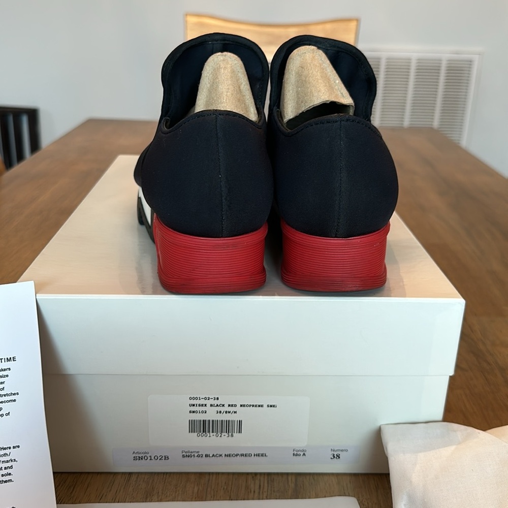 iRi Sneaker 8 - Picture 5 of 7